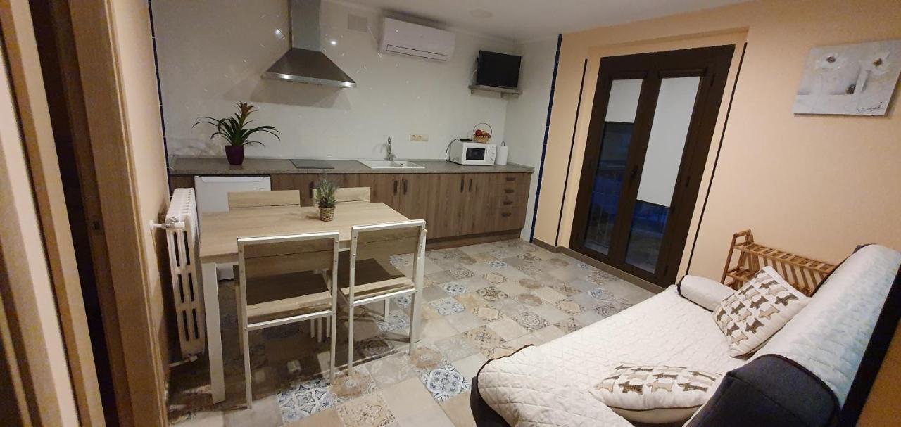 Apartamentos La Venta Del Rome Horta de Sant Joan Room photo